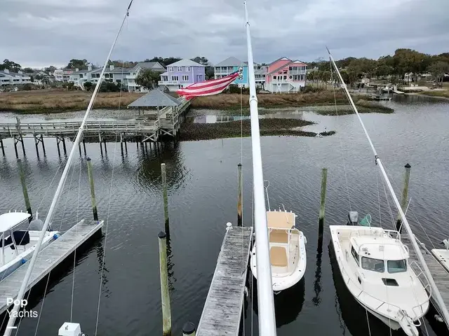 Viking Yachts 53 Convertible