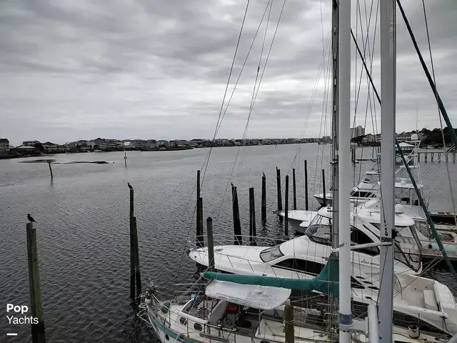 Viking Yachts 53 Convertible