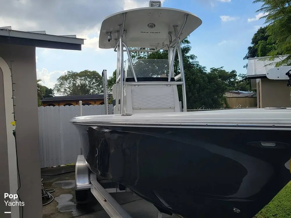 2013 Sea Hunt bx 24 br