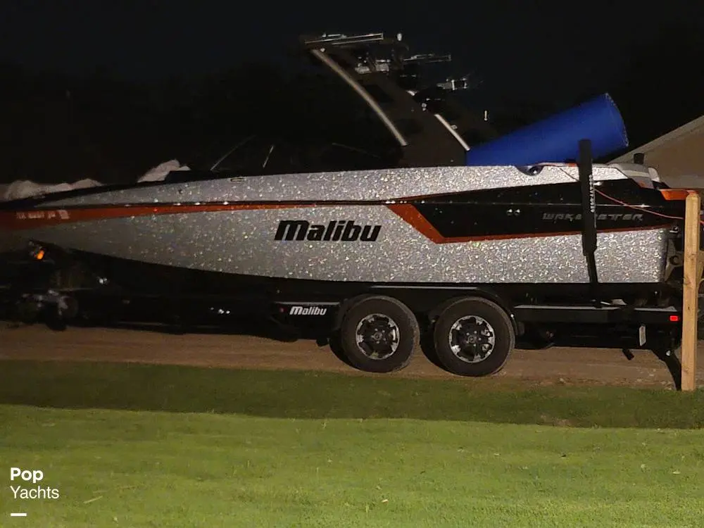 2019 Malibu 22 mxz wakesetter