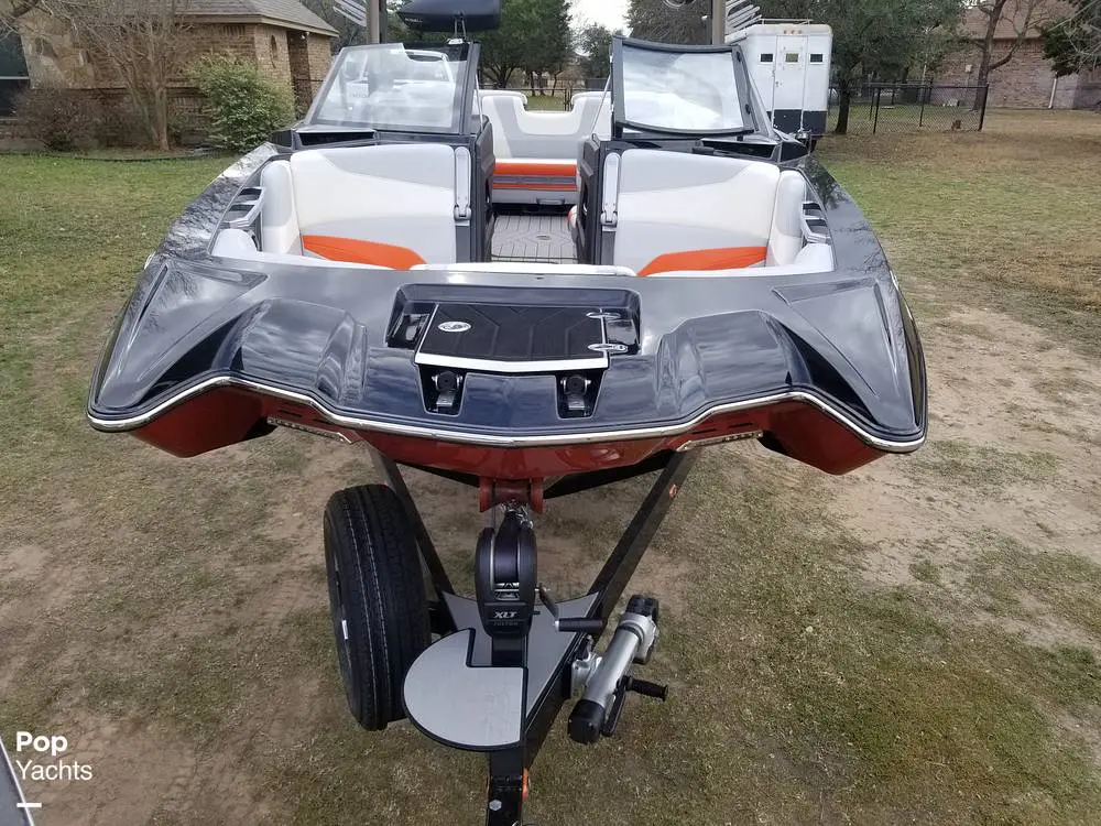 2019 Malibu 22 mxz wakesetter