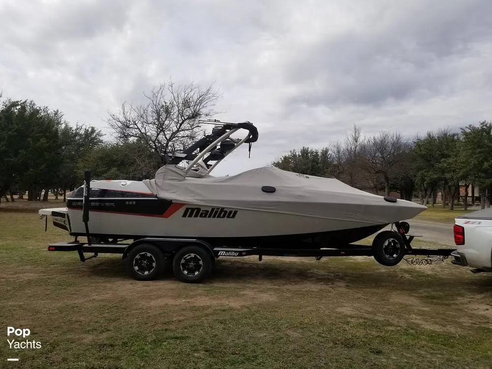 2019 Malibu 22 mxz wakesetter