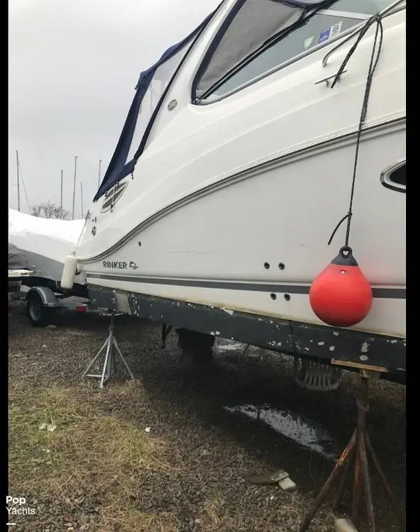 2013 Rinker 290 express cruiser