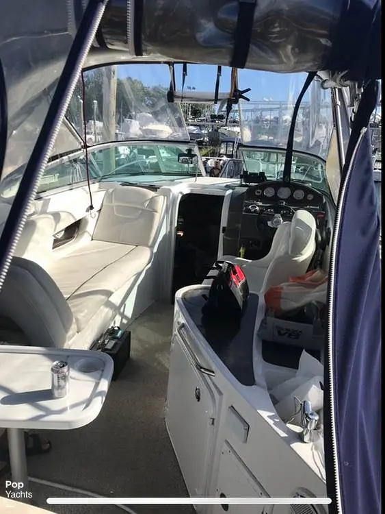 2013 Rinker 290 express cruiser