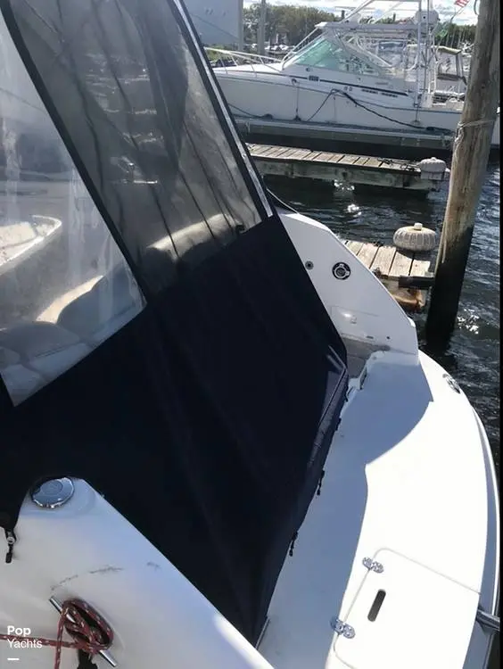 2013 Rinker 290 express cruiser