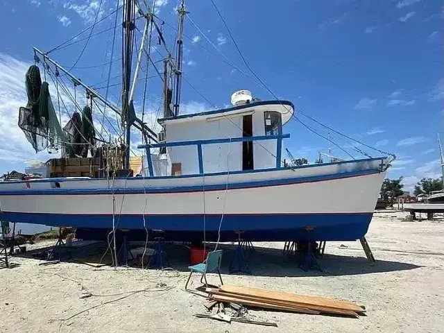 Custom Boats Shrimp 36