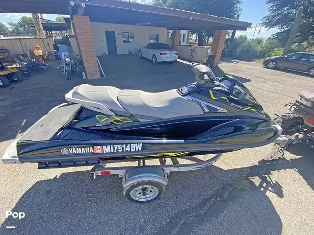 Yamaha Waverunner IV