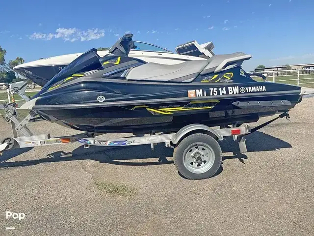 Yamaha Waverunner IV