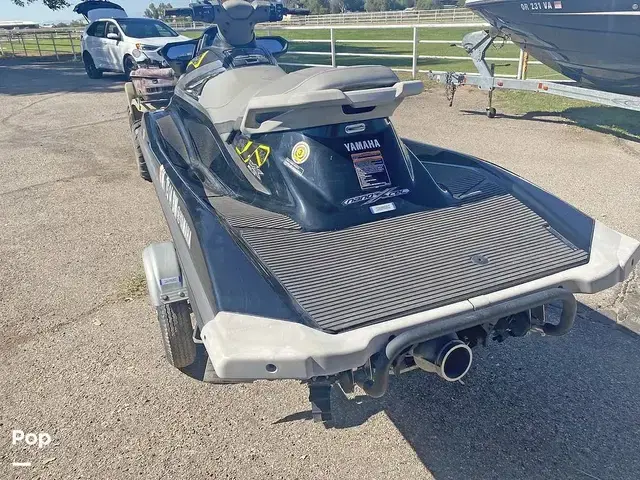 Yamaha Waverunner IV