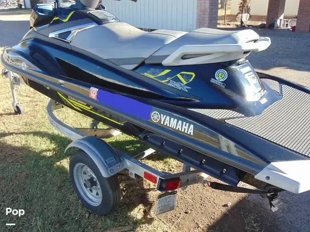 Yamaha Waverunner IV