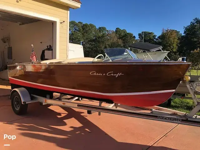 Chris Craft Runabout 17