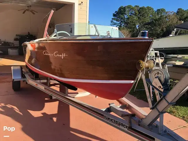 Chris Craft Runabout 17