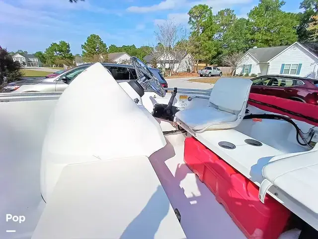 Boston Whaler 150 Super Sport