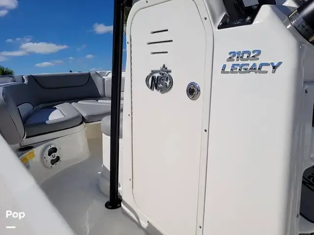 Nauticstar 2102 Legacy