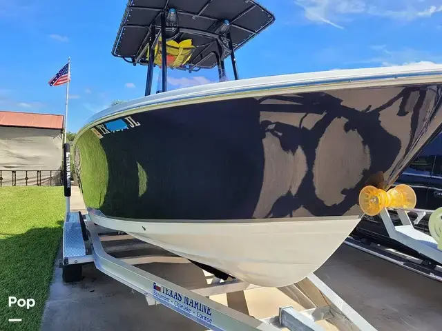 Nauticstar 2102 Legacy