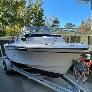 1998 Grady-White Seafarer 228