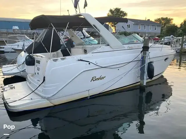 Rinker 270 Fiesta Vee