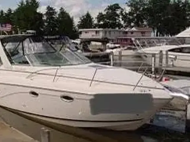 Rinker 270 Fiesta Vee