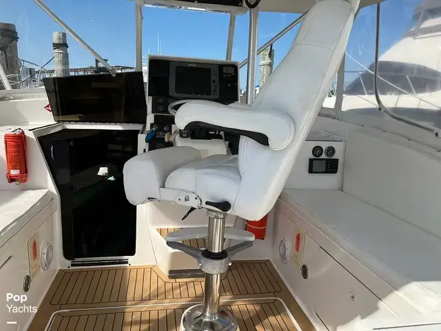 Luhrs 290 Open