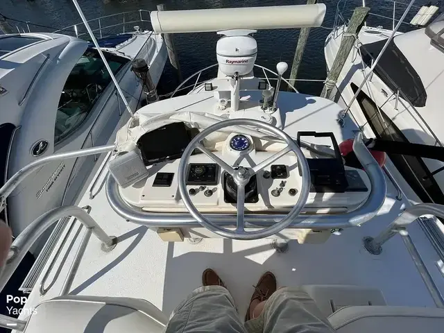 Luhrs 290 Open