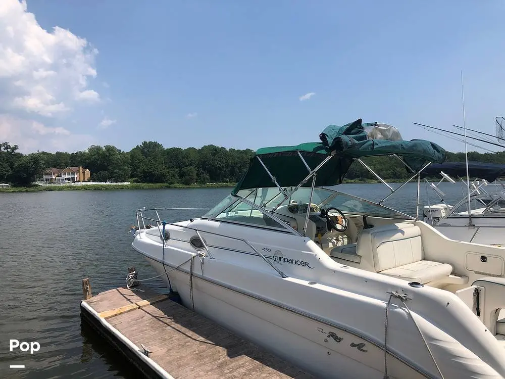 1995 Sea Ray sundancer 250