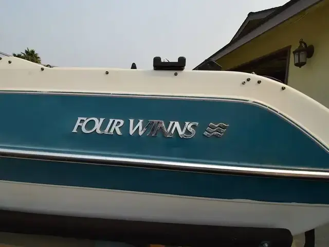 Four Winns 205 Sundowner