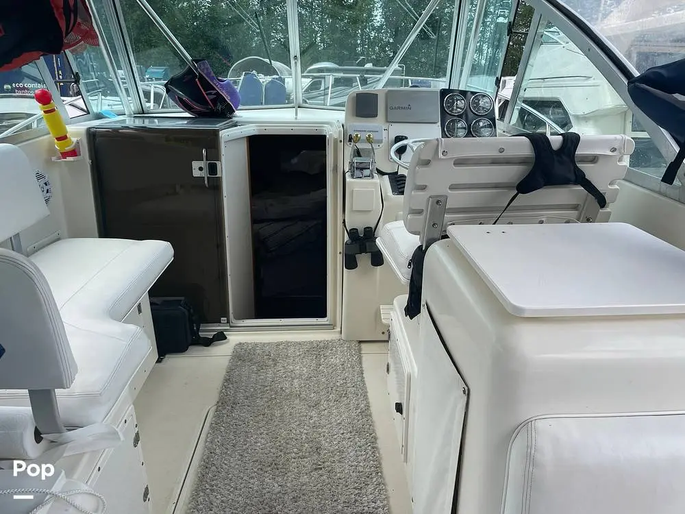 2001 Pursuit 3000 express