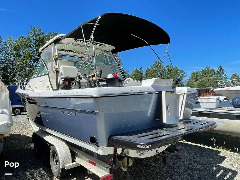 2001 Pursuit 3000 express