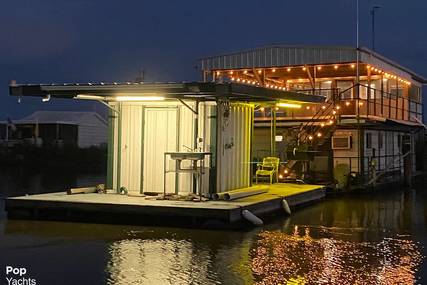 Custom Boats 60' Houseboat