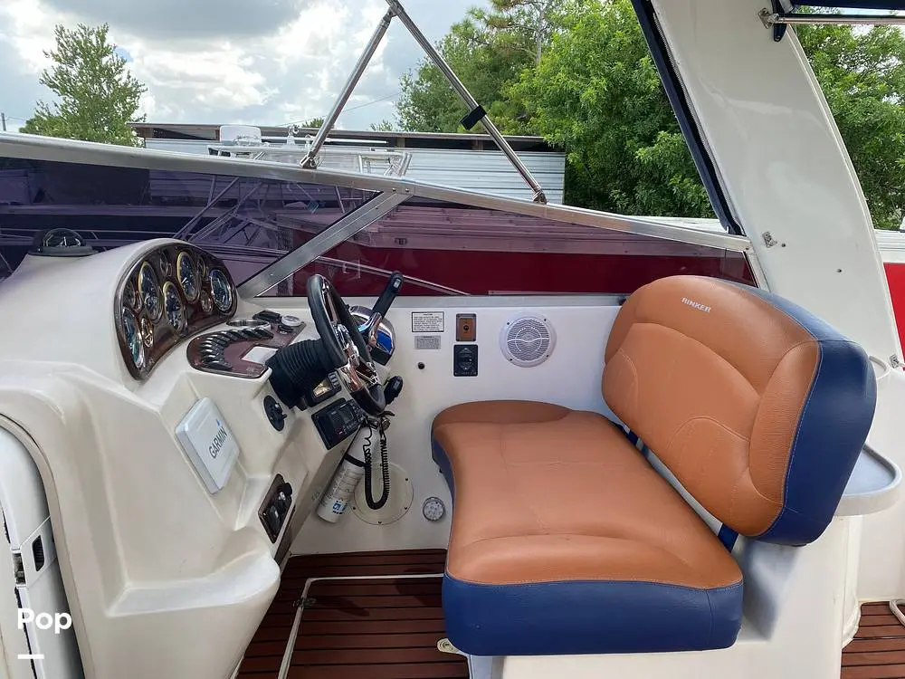 2002 Rinker fiesta vee 310