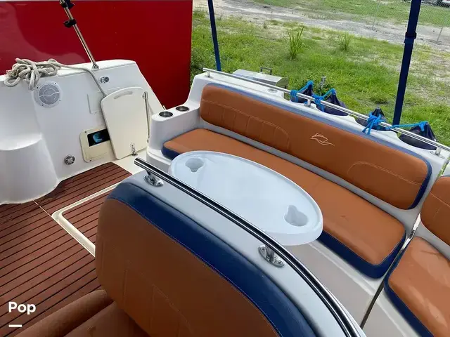 Rinker 310 Fiesta Vee