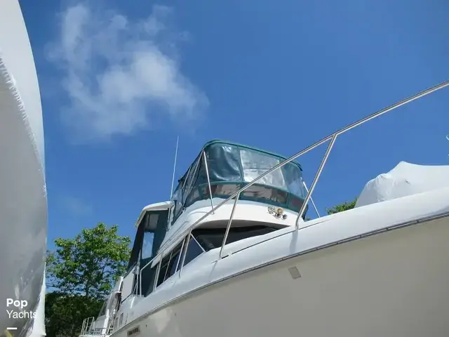 Silverton 34 Motor Yacht