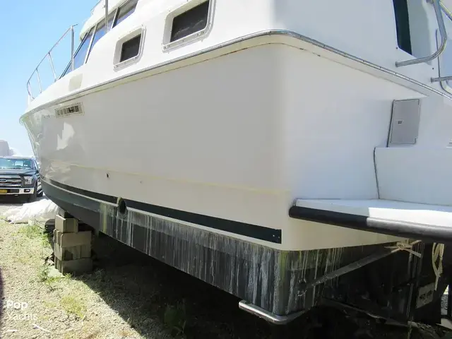 Silverton 34 Motor Yacht