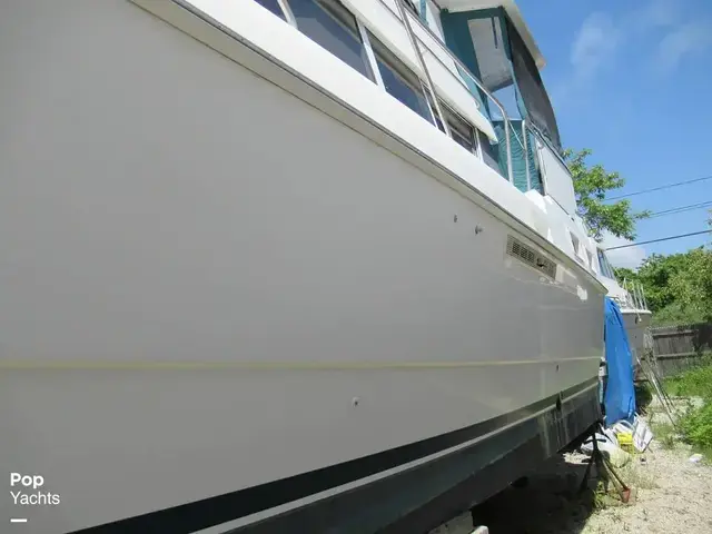 Silverton 34 Motor Yacht