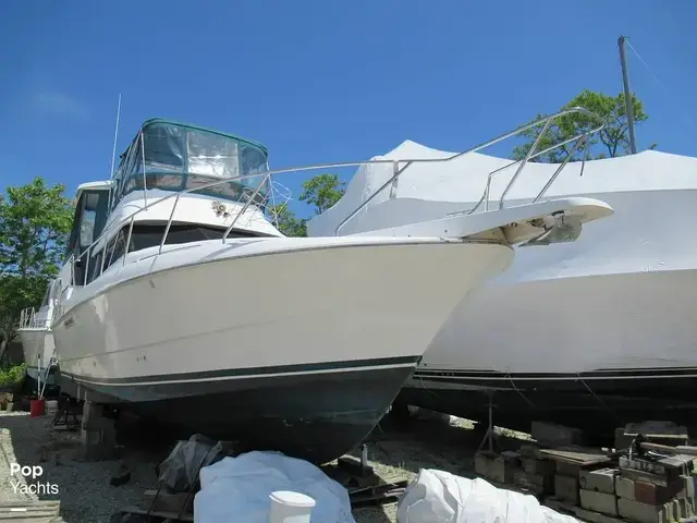 Silverton 34 Motor Yacht