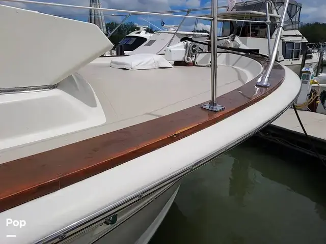 Chris Craft 42 Commander