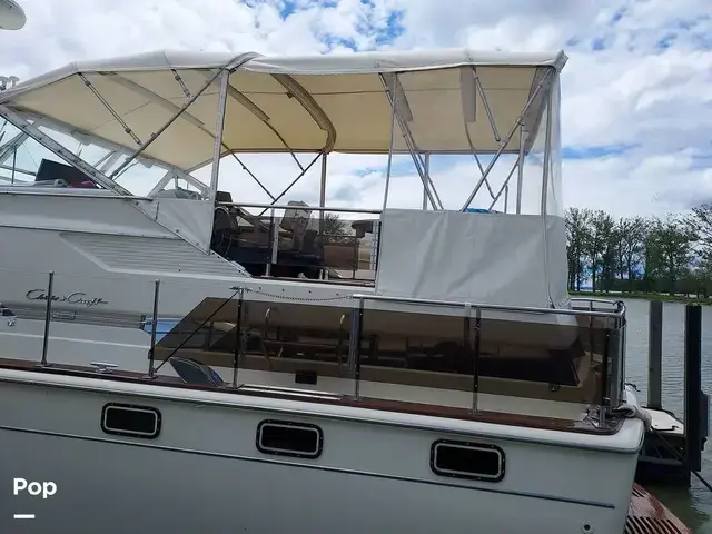 Chris Craft 42 Commander