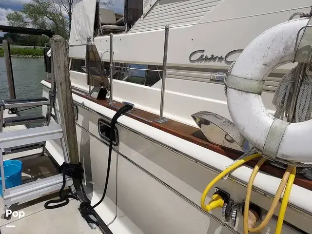 Chris Craft 42 Commander