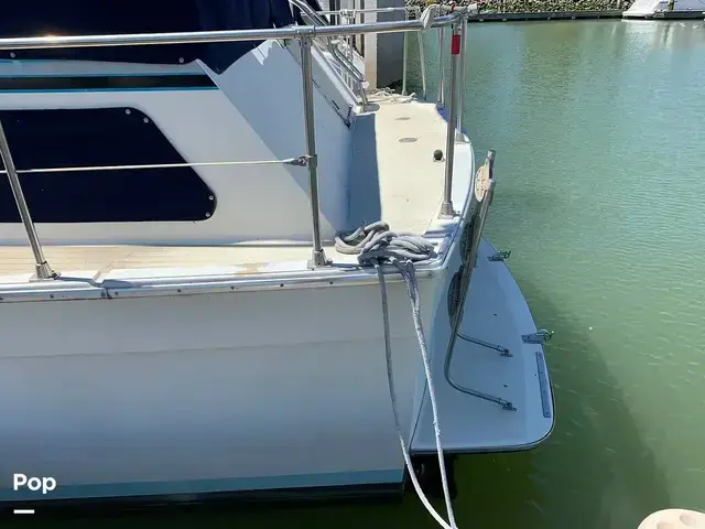 Tollycraft 34 Tri Cabin