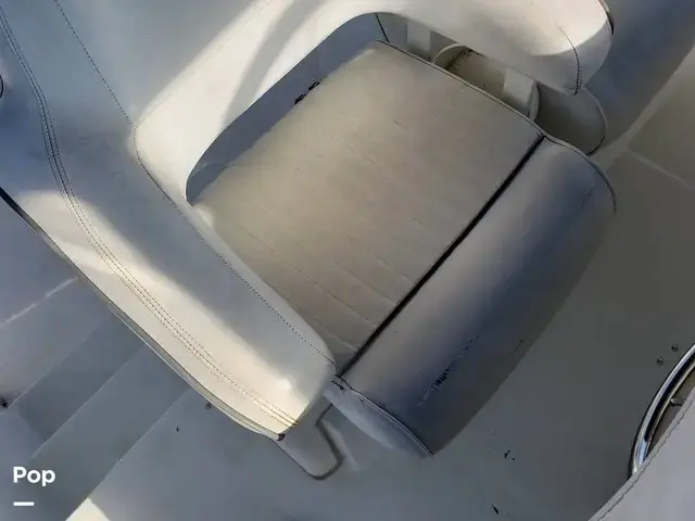 Carver 355 Aft Cabin