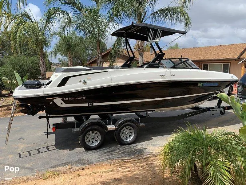 2021 Bayliner vr6 bowrider