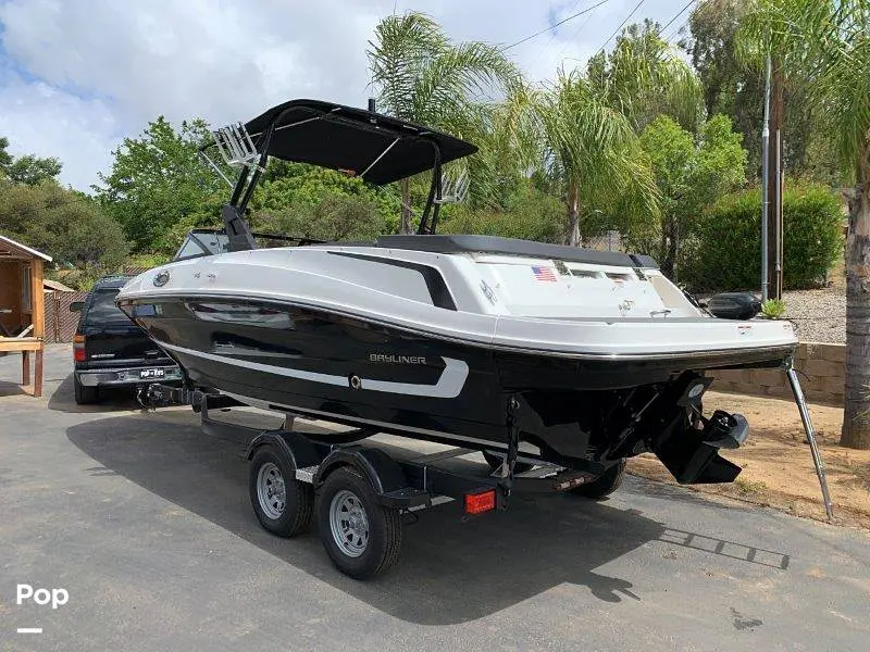 2021 Bayliner vr6 bowrider