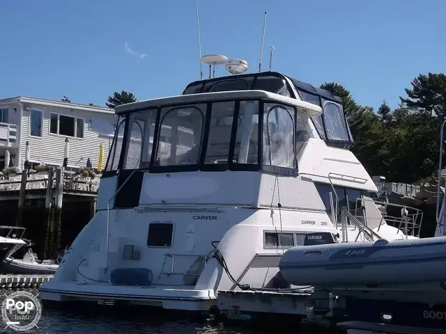 Carver 355 Aft Cabin