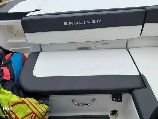 Bayliner Vr6