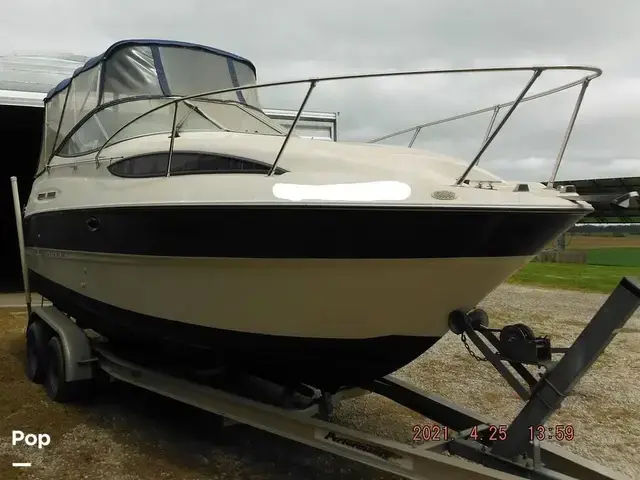 Bayliner 245 Cruiser