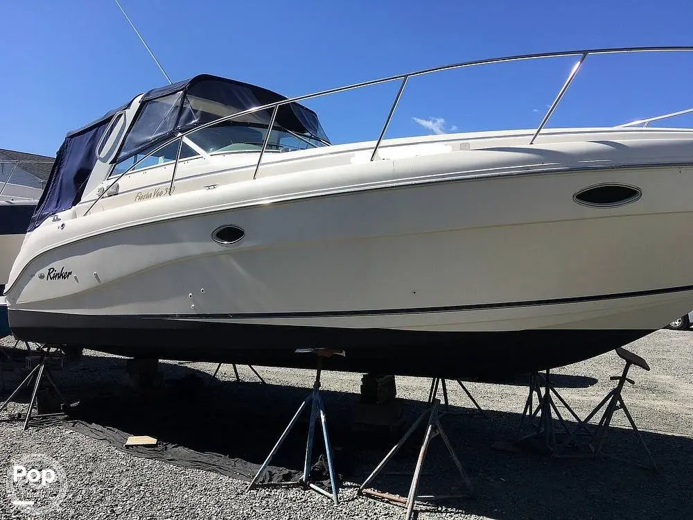 2000 Rinker 310 fiesta vee