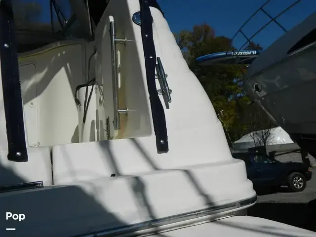 Rinker 310 Fiesta Vee