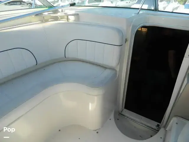 Rinker 310 Fiesta Vee