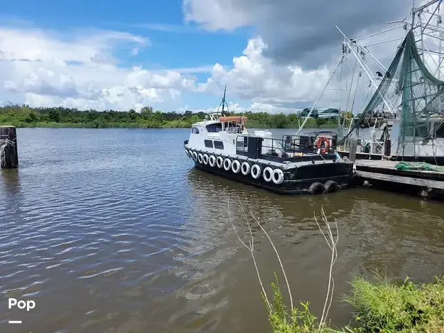 Breaux 40' Crew Boat