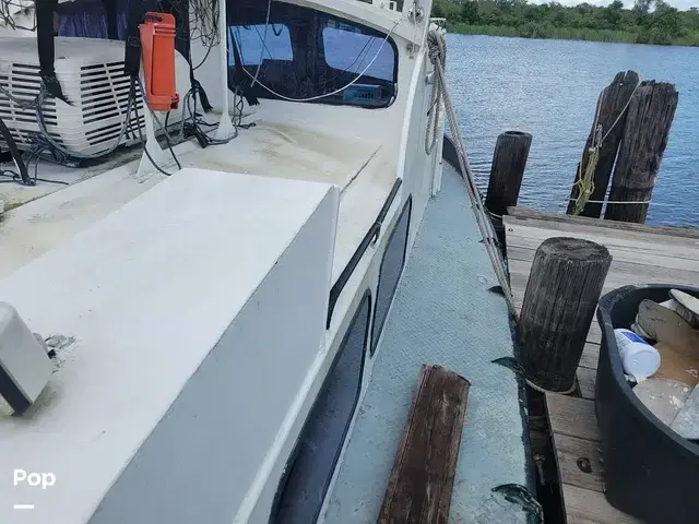 Breaux 40' Crew Boat